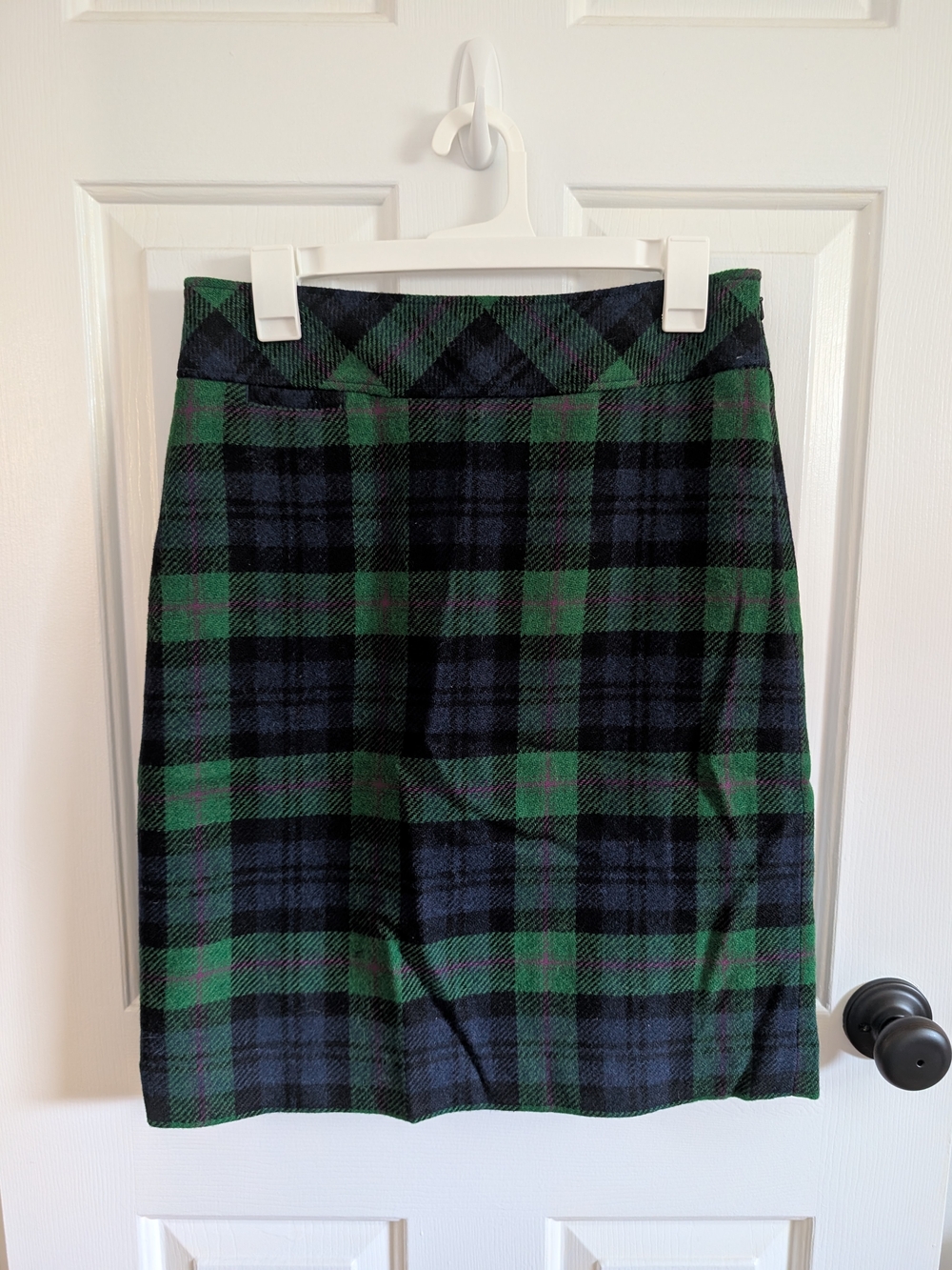 L.L. Bean Green and Navy Wool Blend Plaid Pencil Skirt Size 6